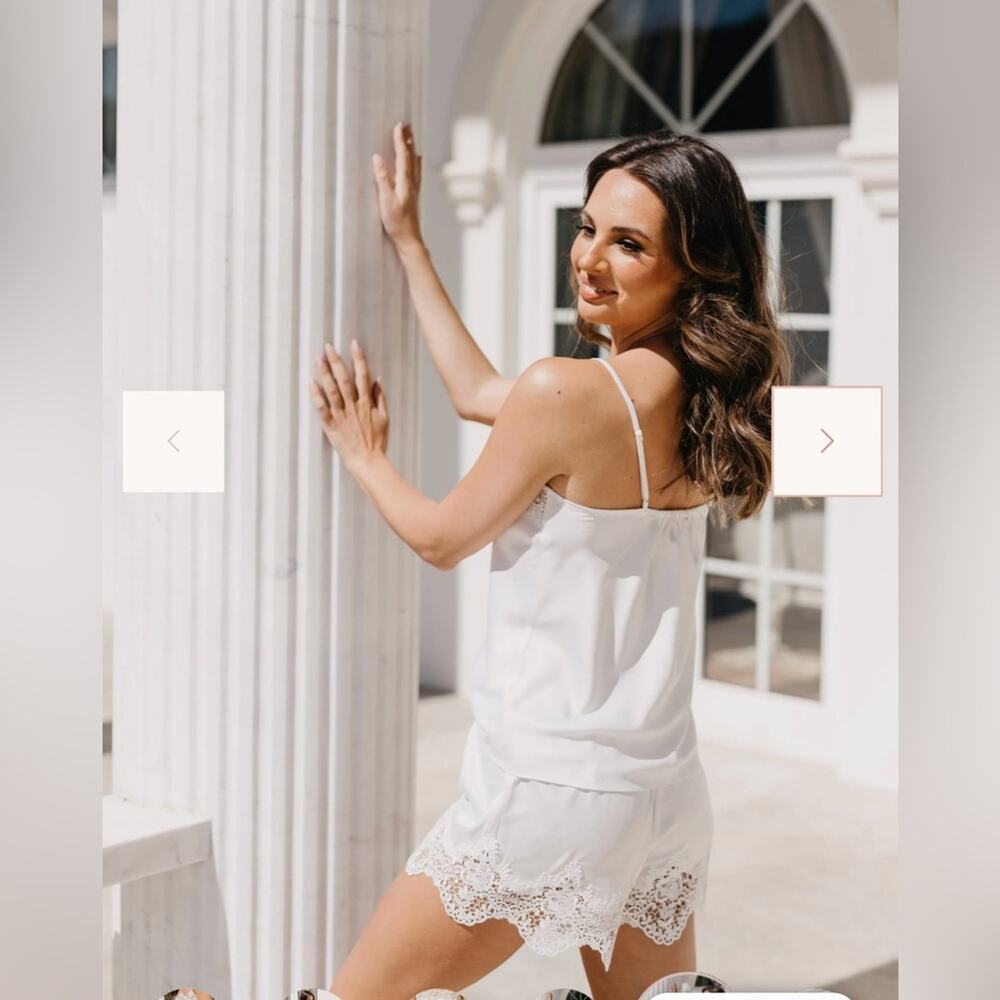 NWT Le Rose Stories Heidi Lace Trim Bridal Set SM